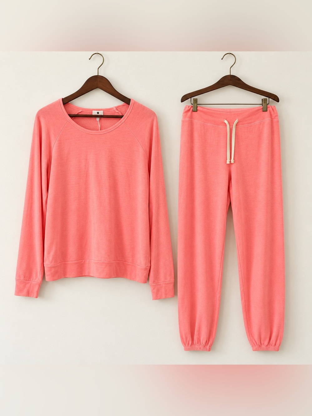 Sundry Women’s Coral Pink Sweatshirt Jogger Lounge Set USA Top 2 M Bottoms 3 L